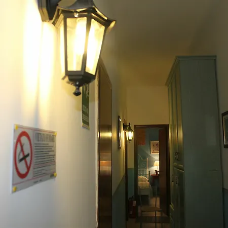 Couette-café Rossana Holidays 2*